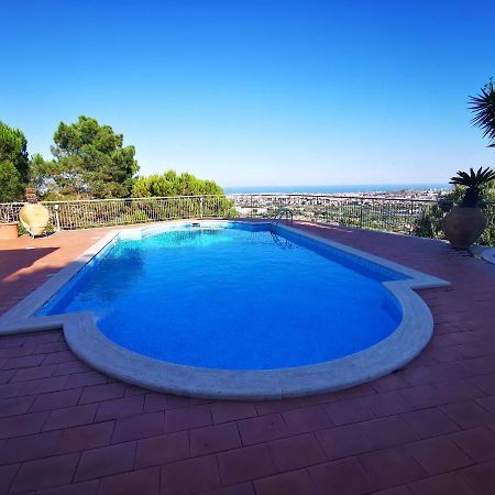 Holiday Flower Villa Panoramica Sul Golfo Di Catania Мистербьянко Экстерьер фото