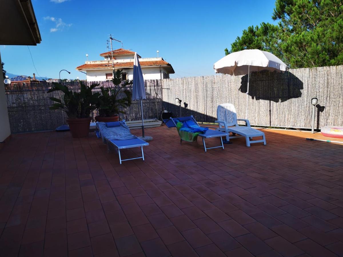 Holiday Flower Villa Panoramica Sul Golfo Di Catania Мистербьянко Экстерьер фото